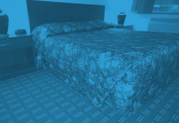 Queen Bed in Bellingham Lodge
